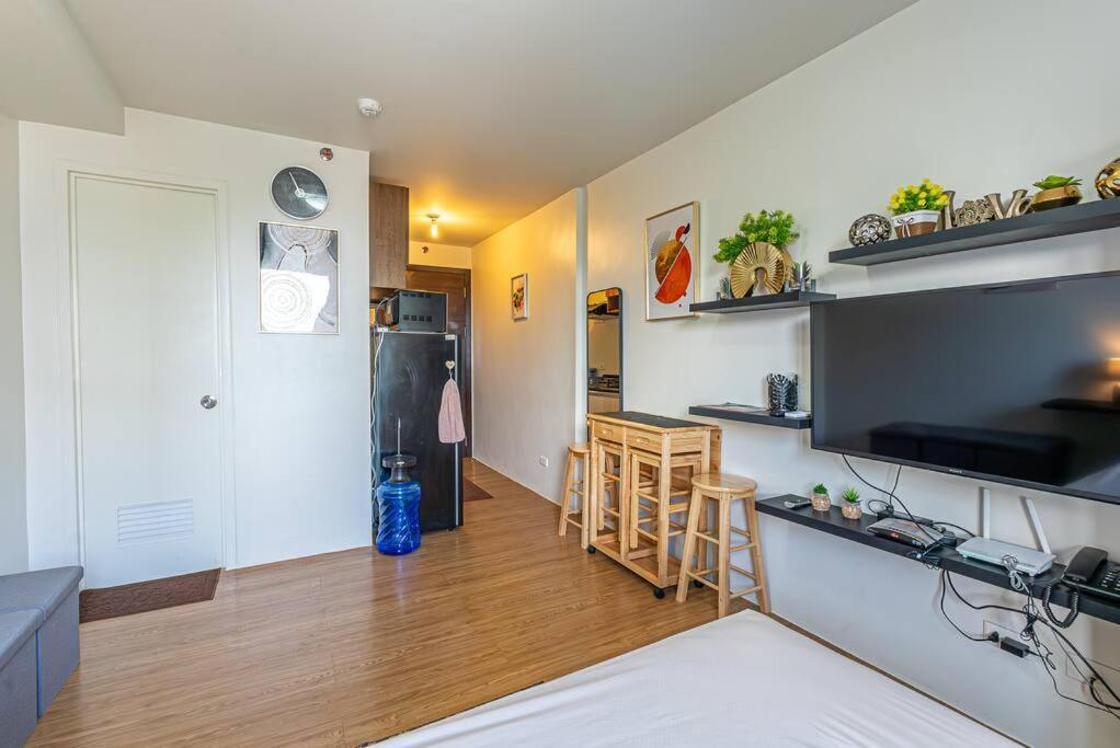 Apartment - Wifi Up To 100mbps - Pool - Netflix&chill Cebu